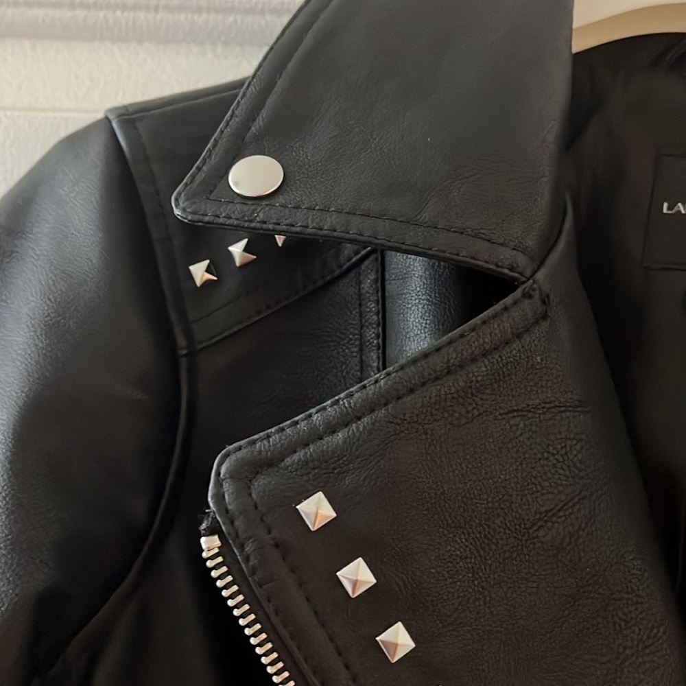 ✨Reduced NWOT LANE BRYANT faux leather moto jacket, embroidery, embellish - Plus - Picture 8 of 15